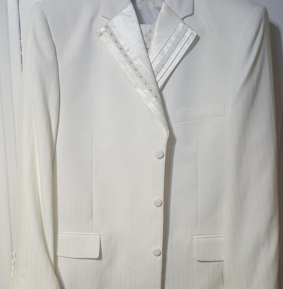 Men's  Successo Uomo white suit